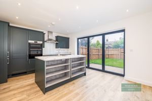 Photo 31- click for photo gallery